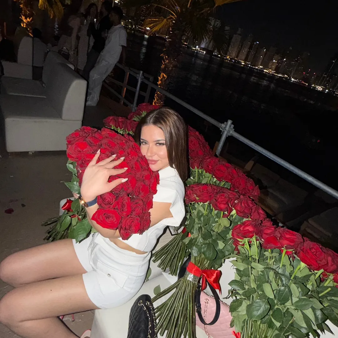 @sarrou.ra